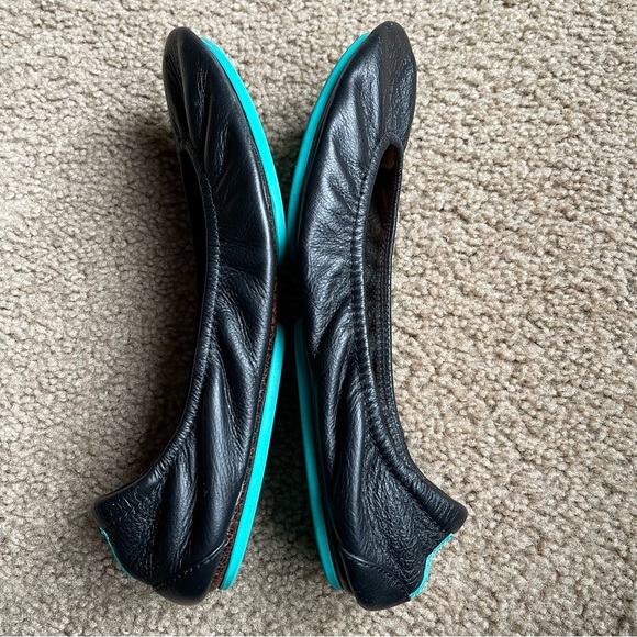 Tieks Women's Matte Black Italian Leather Ballet Flats Sz 8 - Picture 6 of 12